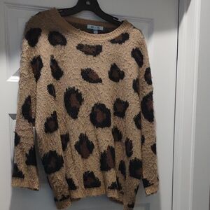 She+Sky Tan and Brown Crew Neck Sweater